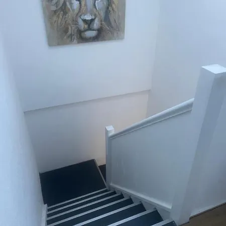 2 Bed Near Stokes Croft Bristol. *
